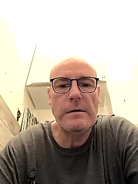 bogland33 online show from February 8, 12:50 pm