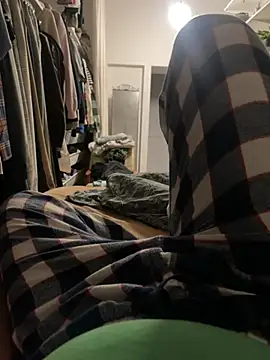 RSR 26689 online show from February 11, 8:42 pm