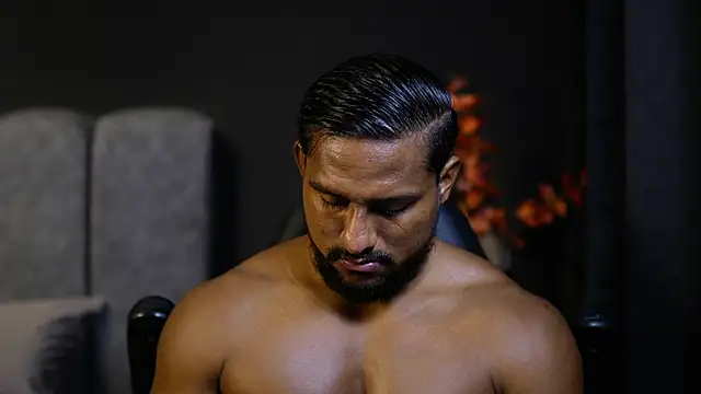 CallumMuscle online show from November 5, 12:23 am