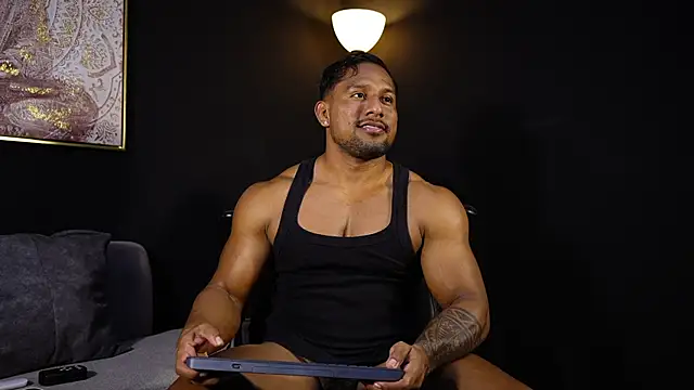 CallumMuscle online show from March 13, 1:13 am
