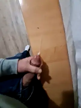 Snapshot of Cem-aus-Nrw-Krefeld chatting on January 13, 10:35 pm Cem-aus-Nrw-Krefeld online show from January 13, 10:35 pm