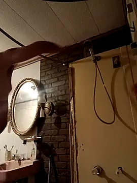 RobStrokes215 online show from November 30, 2:02 am