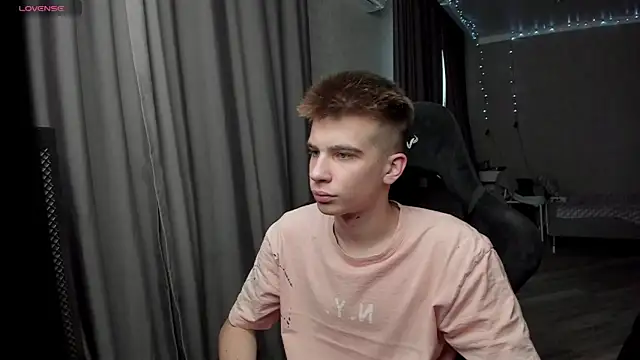 Oscar  xxl online show from January 8, 8:52 am