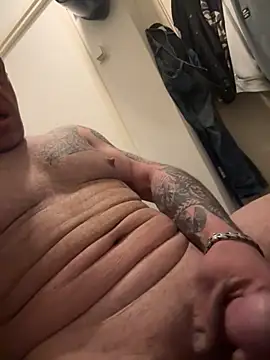 JakubW79 online show from November 16, 5:09 am