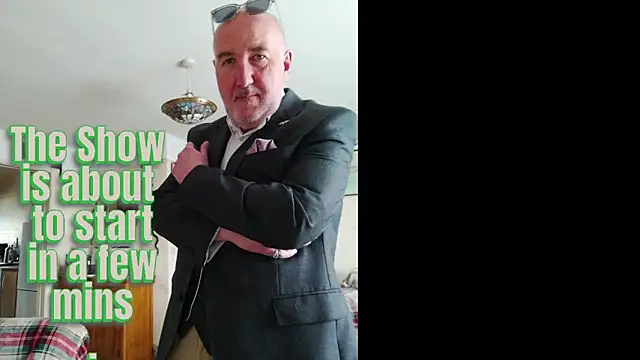 Adamdaddybear online show from October 1, 7:45 am