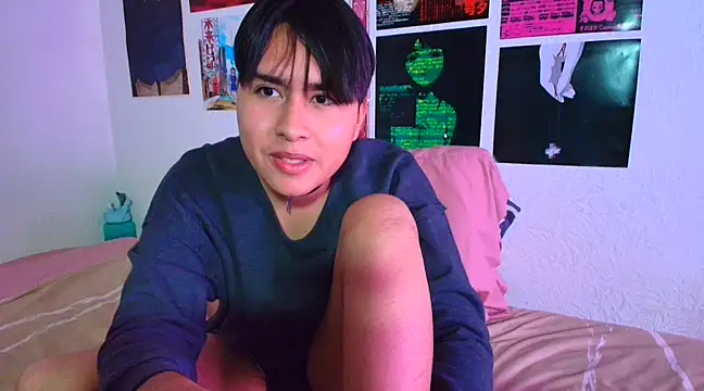 Snapshot of shinji-18 chatting on February 9, 12:18 am shinji-18 online show from February 9, 12:18 am