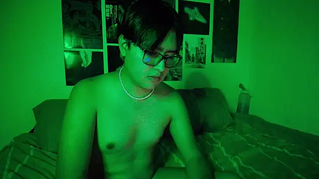 Snapshot of shinji-18 chatting on March 15, 1:19 am shinji-18 online show from March 15, 1:19 am