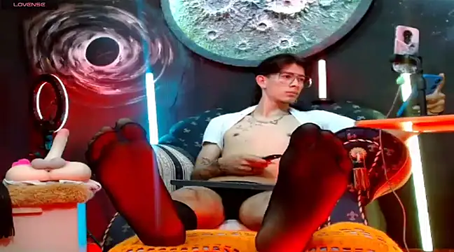 Yedrix online show from February 9, 2:28 am