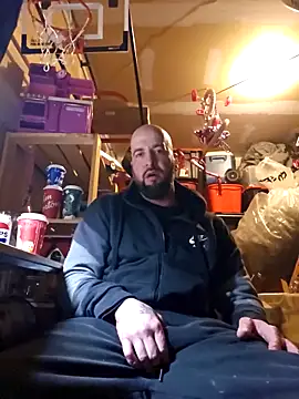 Beardedtattood online show from December 10, 4:34 am