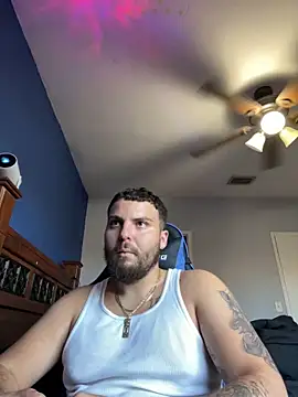 Snapshot of MasterKvn chatting on December 2, 4:40 pm MasterKvn online show from December 2, 4:40 pm