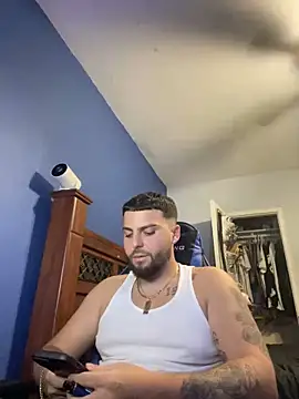 Snapshot of MasterKvn chatting on January 18, 5:47 am MasterKvn online show from January 18, 5:47 am