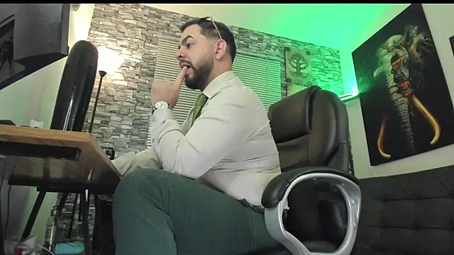 Ethan Castellano online show from June 12, 11:13 pm