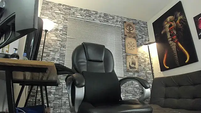Ethan Castellano online show from May 22, 11:10 pm
