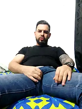 Ethan Castellano online show from December 16, 5:49 am