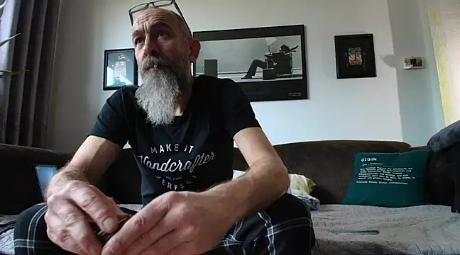 Kingsscepter online show from February 14, 2:12 pm