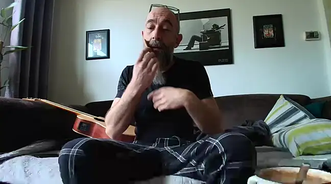 Kingsscepter online show from February 15, 11:50 am