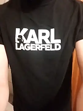 hoot denis28 online show from December 31, 10:34 pm