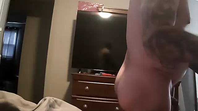 Snapshot of dadbod1178 chatting on September 25, 4:28 pm dadbod1178 online show from September 25, 4:28 pm