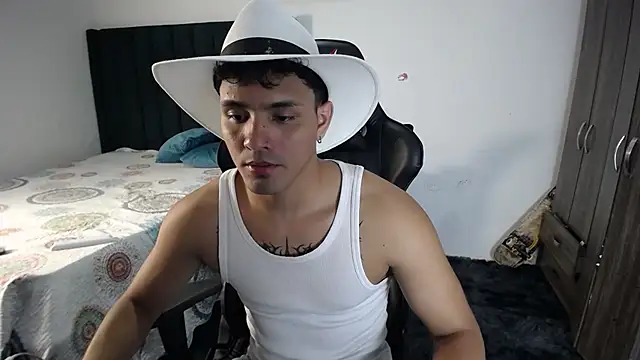 man dur07 online show from March 1, 10:53 pm