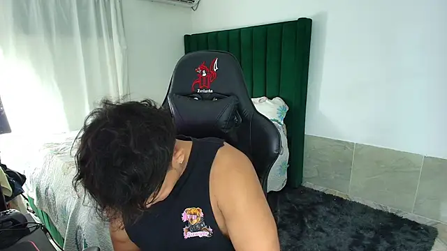 man dur07 online show from April 2, 11:56 pm