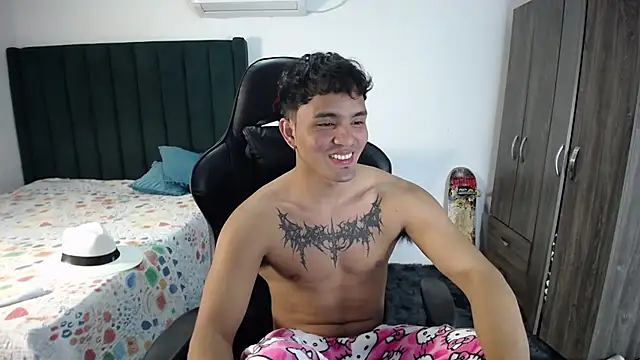 man dur07 online show from February 23, 10:09 pm