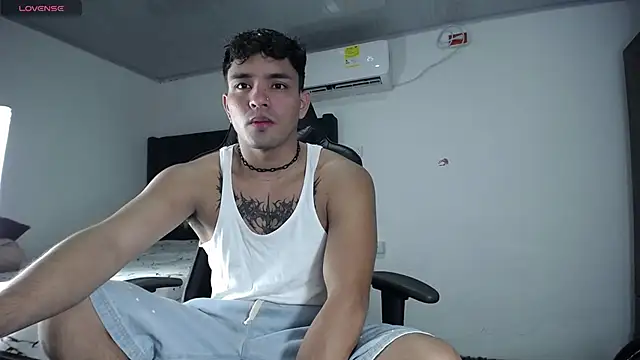 man dur07 online show from December 3, 9:01 pm