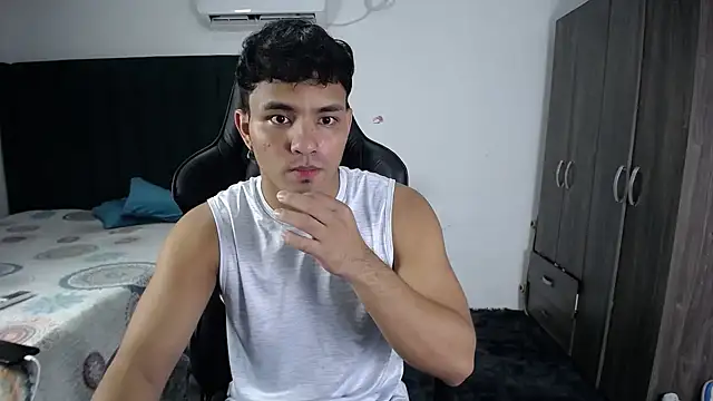 man dur07 online show from February 7, 6:56 pm