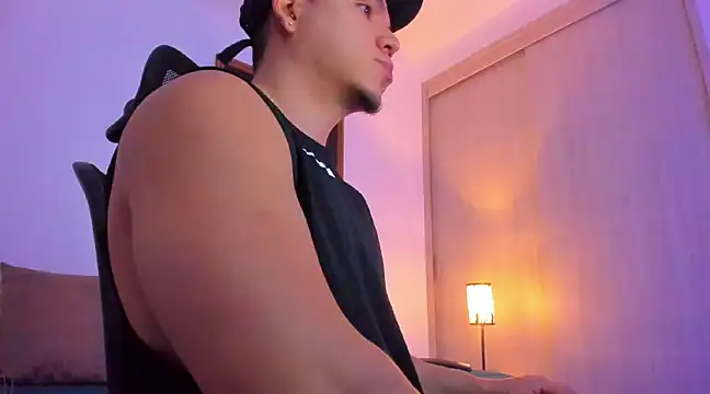 CHIRS MORGANS online show from February 9, 1:56 am