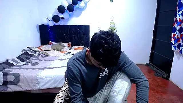 freddy romas online show from December 18, 7:59 am