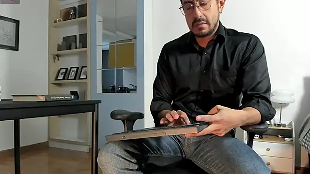 pablo-rincon95 online show from June 6, 11:49 am