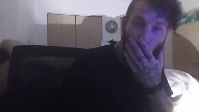 AlvinFoxx online show from July 28, 9:28 am