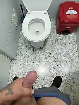 Snapshot of xxierra chatting on January 31, 4:48 pm xxierra online show from January 31, 4:48 pm