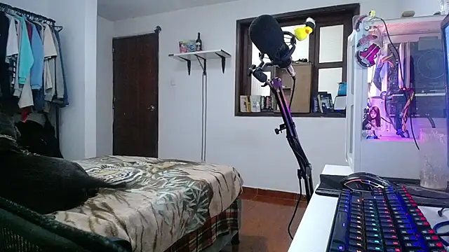 esjrobles online show from December 27, 2:36 am