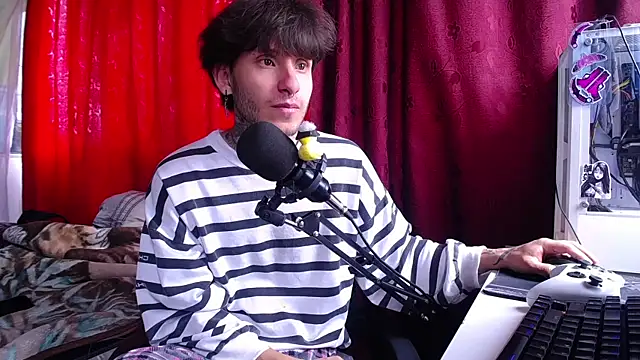 esjrobles online show from March 11, 4:18 pm