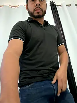 Snapshot of joselo8888 chatting on October 13, 8:59 pm joselo8888 online show from October 13, 8:59 pm