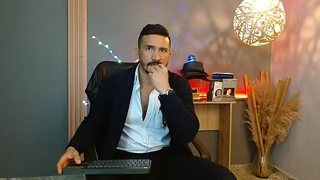 Reiko 85  online show from March 30, 6:42 pm