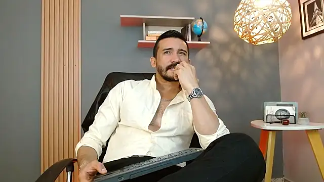 Reiko 85  online show from July 16, 2:57 pm