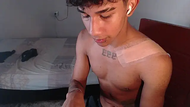 hares mds online show from April 16, 9:39 pm