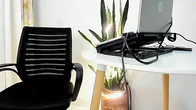 JuanDiegoKing online show from November 25, 12:56 am