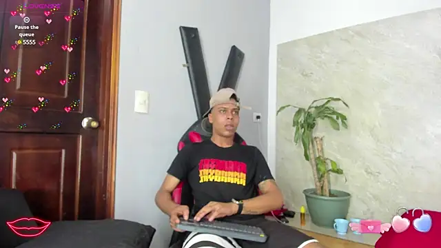 ada-brooke online show from January 28, 3:47 am