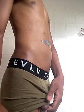 soulbreaker12 online show from January 5, 11:15 am