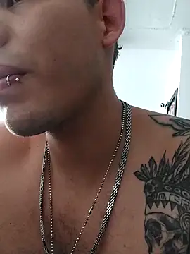 King russo online show from December 18, 8:25 pm