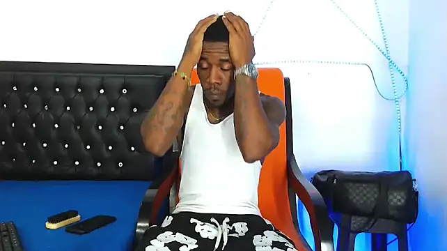 Damian hart 24CM online show from September 18, 12:29 pm