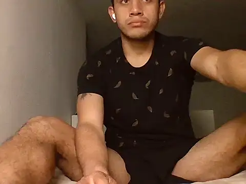 Snapshot of Deportist chatting on October 26, 9:17 pm Deportist online show from October 26, 9:17 pm