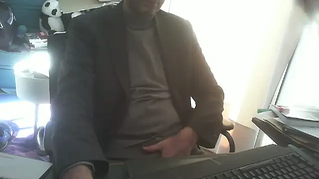 shyfrenchcock1 online show from March 13, 9:50 am