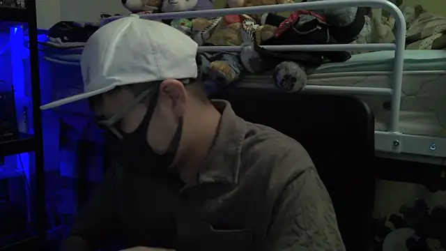 Owl1216 online show from December 8, 12:52 pm