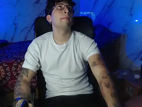 Dereck Dickson online show from February 21, 1:06 am