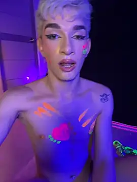 Snapshot of Cherry_zayden_ chatting on October 16, 9:34 pm Cherry zayden online show from October 16, 9:34 pm