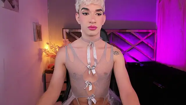 Cherry zayden  online show from March 17, 9:39 pm