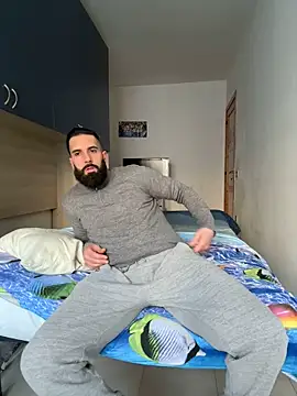Snapshot of Gioeltoro89 chatting on February 12, 3:38 pm Gioeltoro89 online show from February 12, 3:38 pm